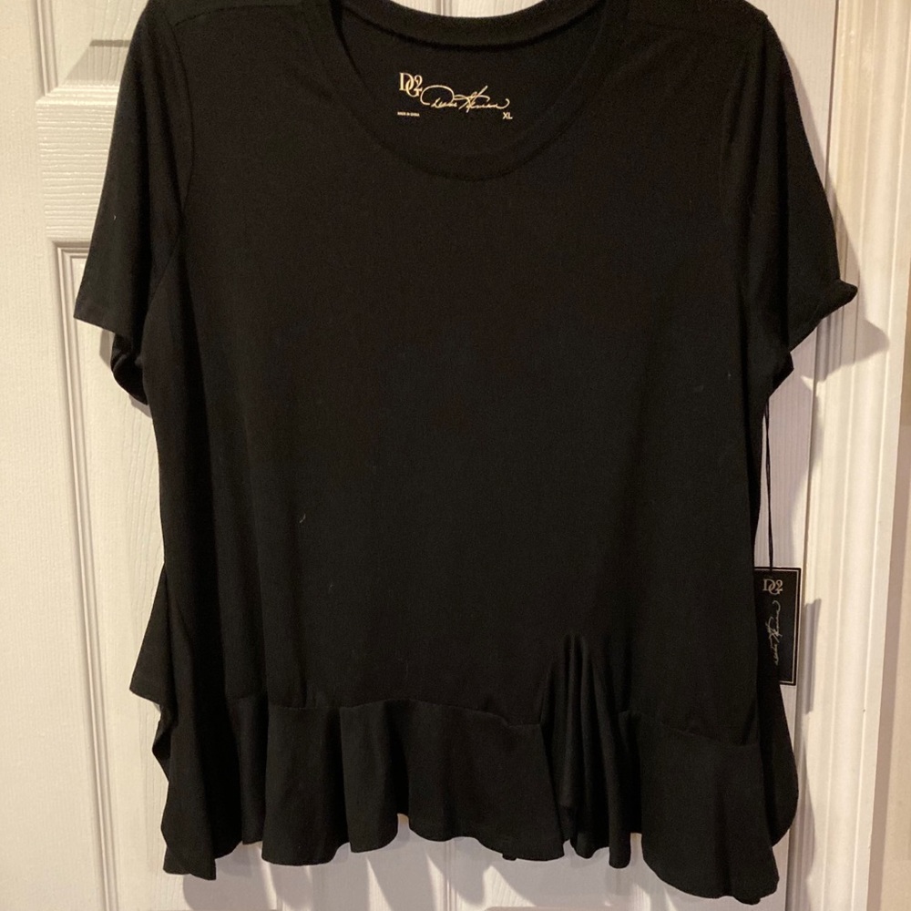 Designer top - Picture 2 of 3